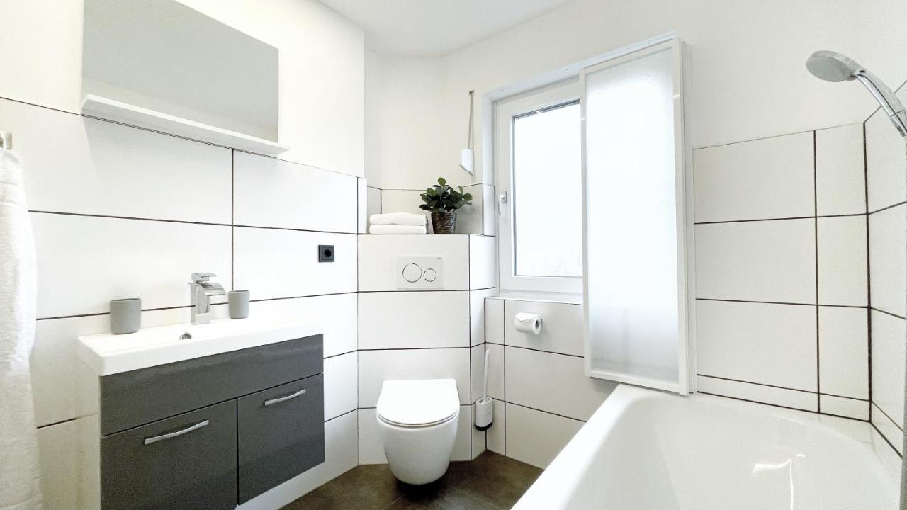 Uraha Apartments Seukendorf ภายนอก รูปภาพ