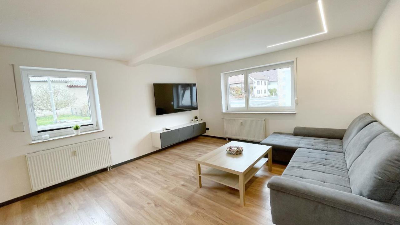 Uraha Apartments Seukendorf ภายนอก รูปภาพ